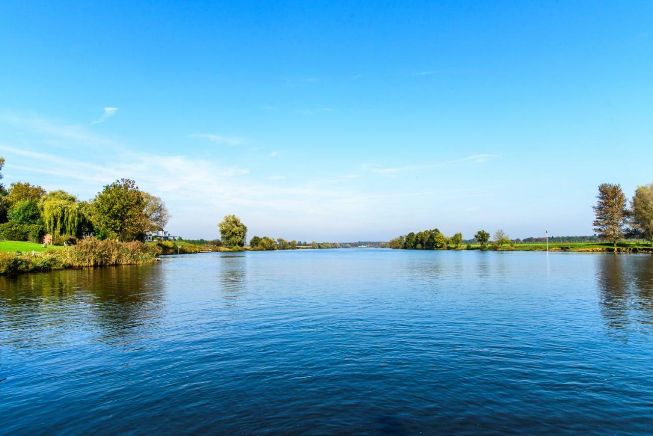 Vakantie Aan De Maas Broekhuizen  Esterno foto