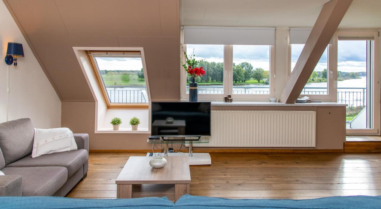 Vakantie Aan De Maas Broekhuizen  Esterno foto